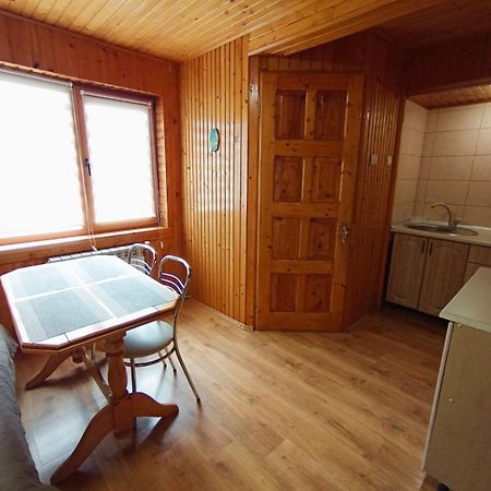 Cottage house Yaremche Exterior photo
